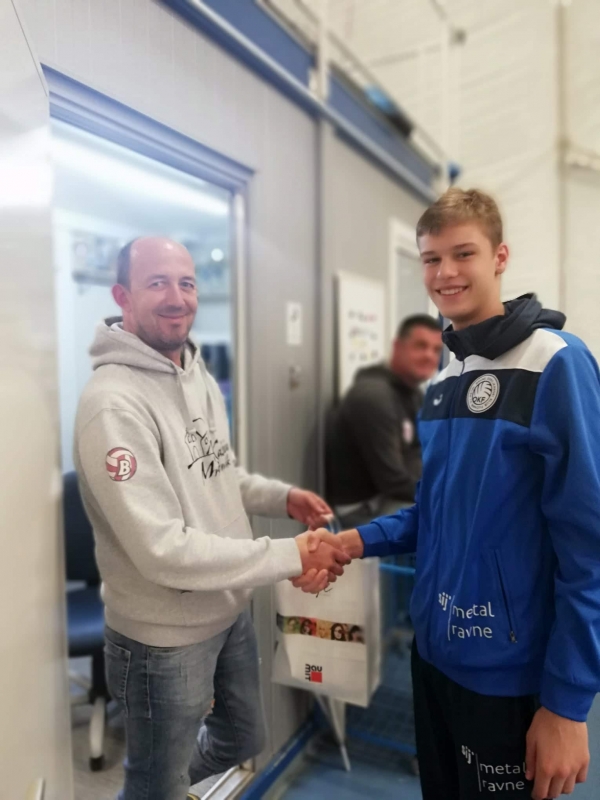 Polfinale kadetov se ni iz&scaron;lo po željah Fužinarja