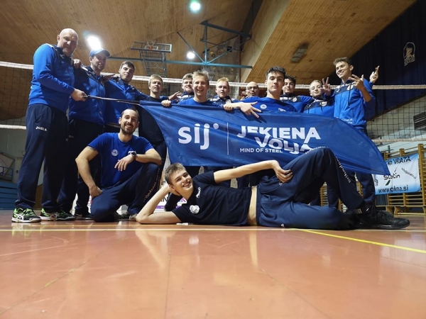 V prvo ligo tudi mala odbojka!